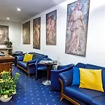 Hotell Diplomatic 3*