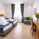 Diplomatic 3* Roma