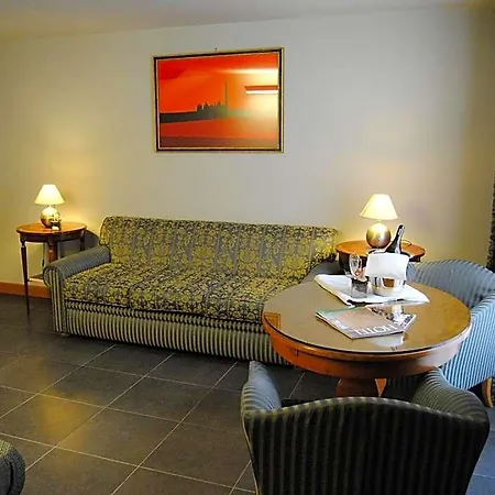 Hotel Diplomatic 3*