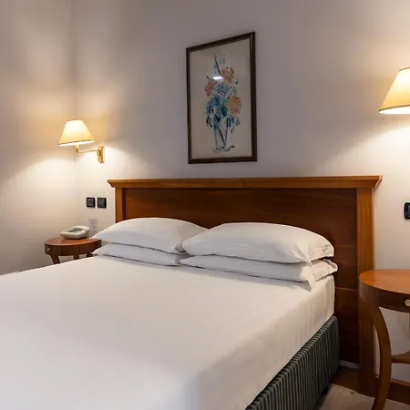 الدبلوماسي 3*