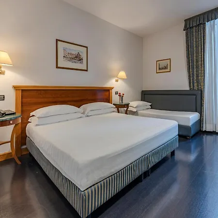 Hotel Diplomatic